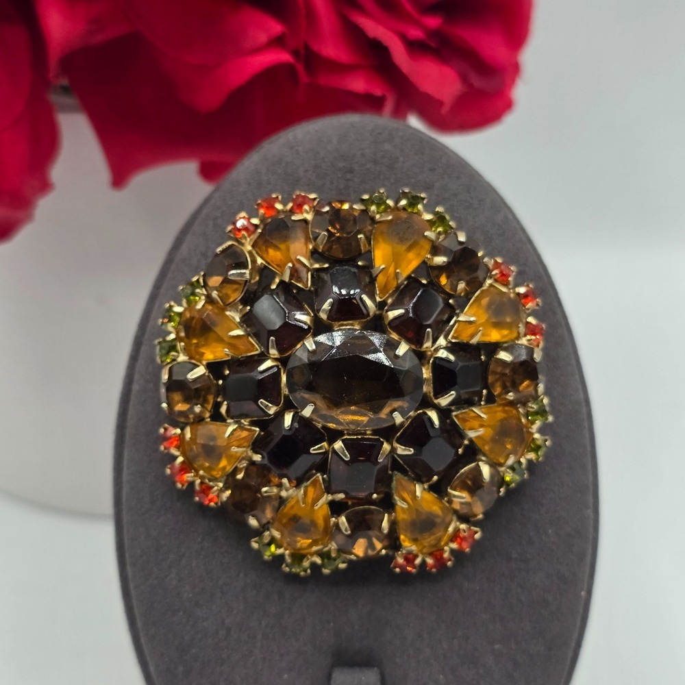 Rhinestone Brooch Vintage Flower Multi-Color Chaton Amber Brown Gold Tone 1960s